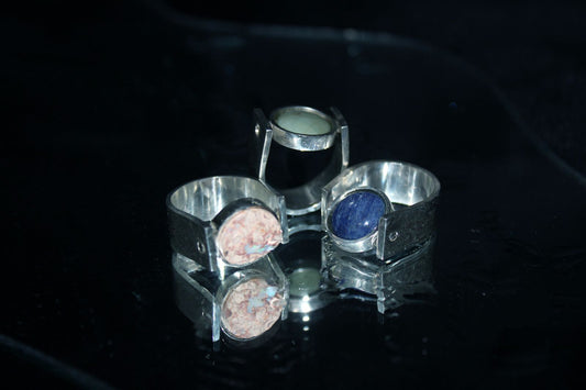 Anillo Arqueología de una Memoria